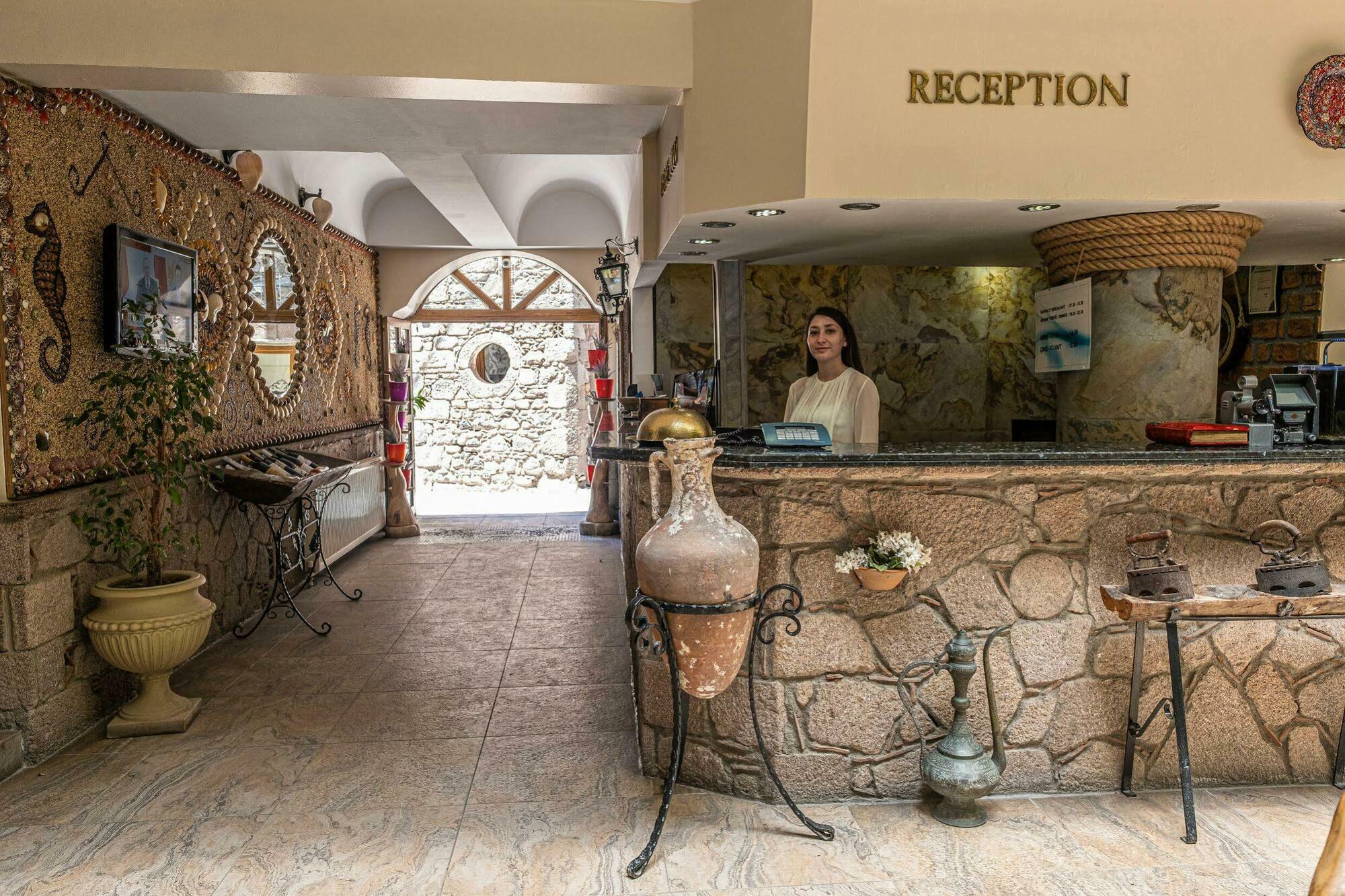 Assos Kervansaray Hotel - Special Category Exterior foto